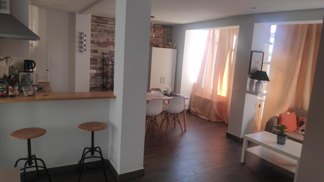 Anna'S Apartments Аликанте Экстерьер фото