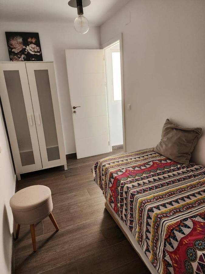 Anna'S Apartments Аликанте Экстерьер фото
